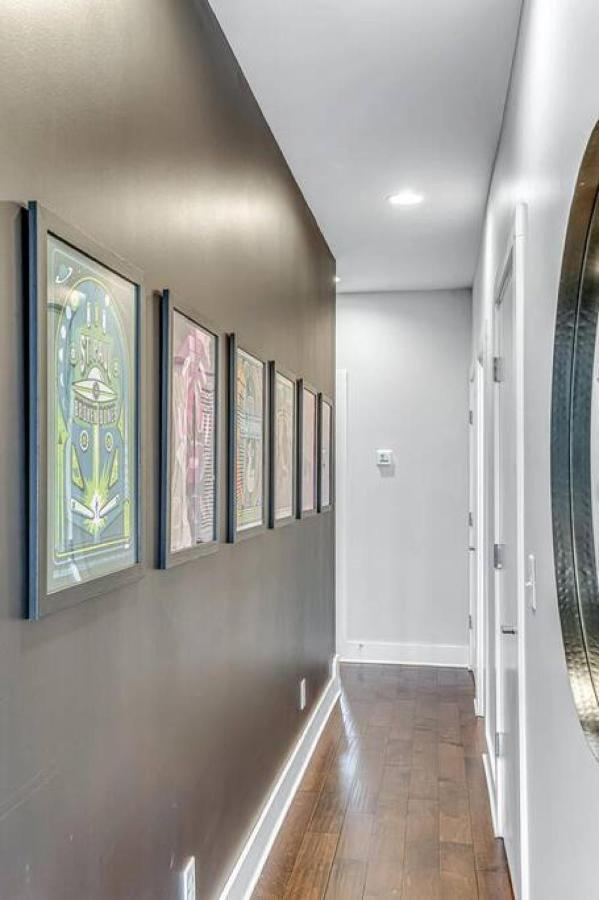 Big New And Modern With Skyline View Mural And Ping Pong Nashville Exterior foto